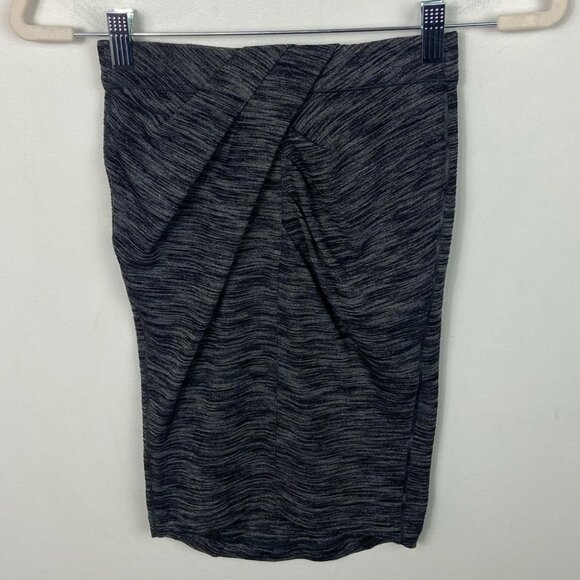 Lululemon Yoga Haven Skirt Grey‎ Mini Ruched Size 2 Pull On Minimalist Capsule - Picture 9 of 9
